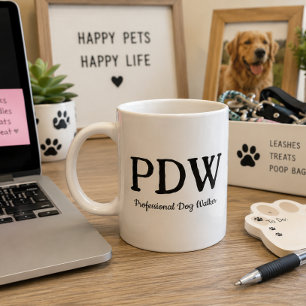 “PDW Professionele Hondenuitlater” Grappig Geschen Extra Grote Beker