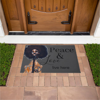 PEACE AND LOVE DOORMAT DEURMAT
