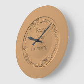 Peace Love Harmony Texte sur horloge or (Angle)