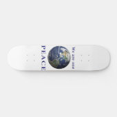 Peace on Earth Skateboard (Horizontaal)