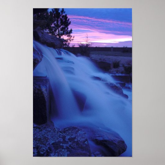 Peaceful Waterfall Poster (Voorkant)
