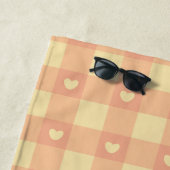 Peach Gingham Heart Pattern, Cute Kawaii Checkered Strandlaken (In situ)