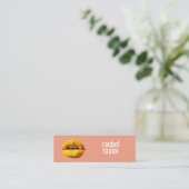 Peach Lips Modern Professional Mini Visitekaartje (Staand voorkant)