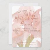 Peach roink Flowers Moederdag Brunch Invitation Kaart (Voorkant)
