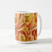 Peachy Orange Orchids Garden Art Mug Cup (Devant droit)