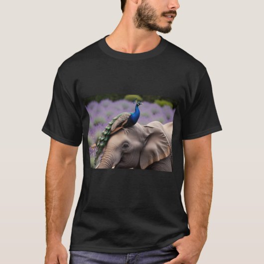 Peacock en Elephant Design Wildlife Art T-shirt (Voorkant)