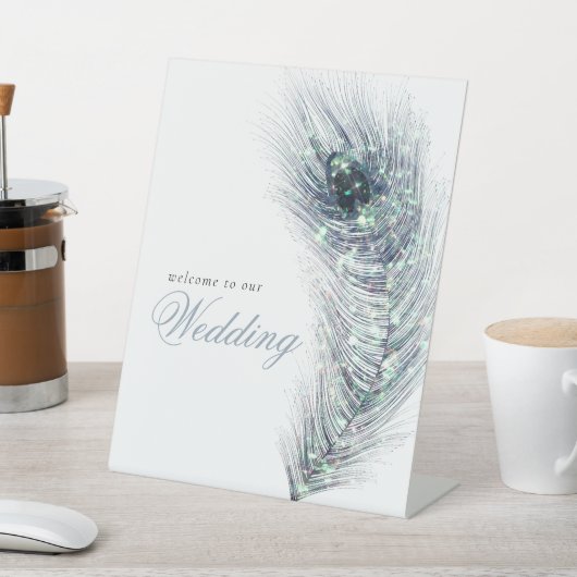 Peacock Feather Script Welkom op bruiloft Reclamebord Met Voetstuk (Insitu)