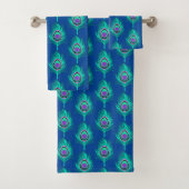 Peacock Feathers, Aqua on Deep Cobalt Blue Bad Handdoek (Insitu)