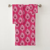 Peacock Feathers, Pastel Roze op Fuchsia Pink Bad Handdoek (Insitu)