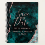 Peacock Green Rose Gold Agate Marbre Enregistrer l<br><div class="desc">Peacock Green & Rose Gold Foil Aquarelle Marbre Agate Géode Doré Design,  avec polices Moderne et Script. Mariage tendance et chic Enregistrer le Wedding planner de date! ~ Regardez ma boutique pour voir l'ensemble de la suite mariage pour ce design!</div>