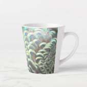 Peacock indonésien Plumes Latte Mug (Droite)