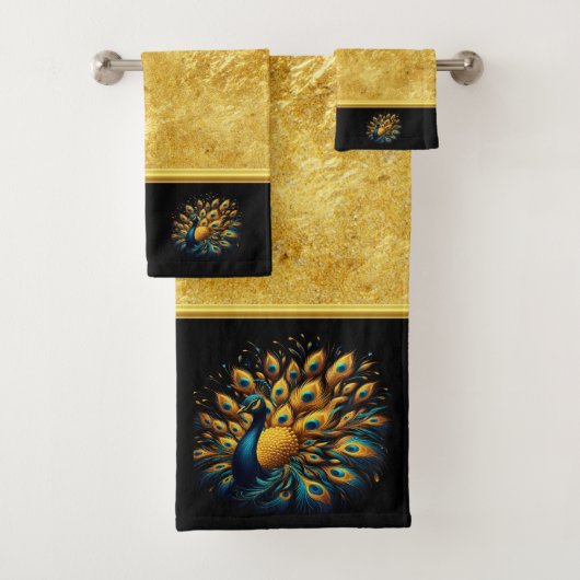 Peacock Showcasing Blauw en Geel Plumage Bad Handdoek (Insitu)