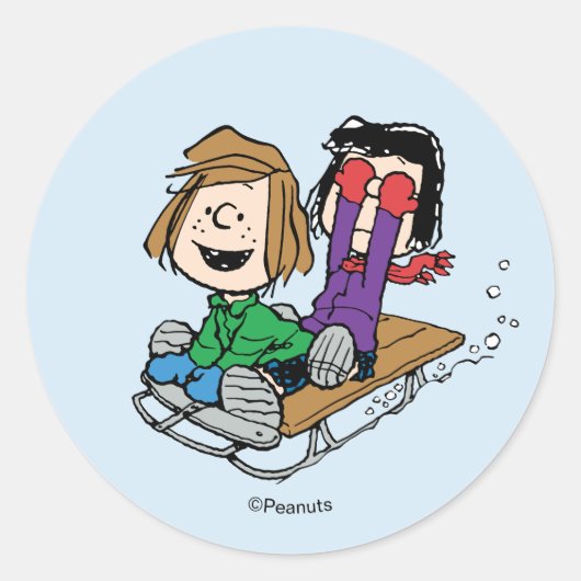 Peanuts | Peppermint Patty & Marcie Sled Riding Ronde Sticker (Voorkant)