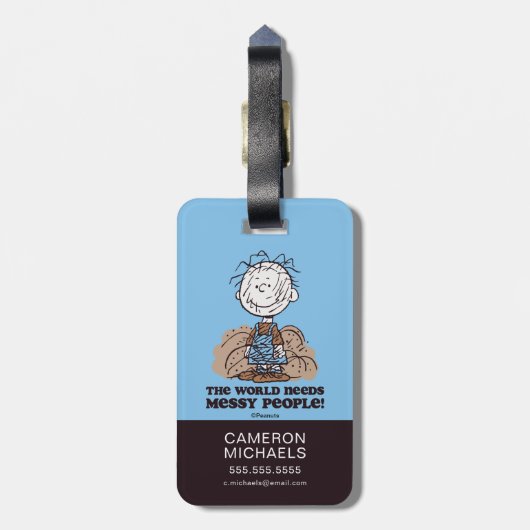 Peanuts | Pigpen De wereld heeft rommelige mensen  Bagagelabel (Achterkant verticaal)