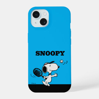 Peanuts | Snoopy Speelt Tennis iPhone 15 Hoesje