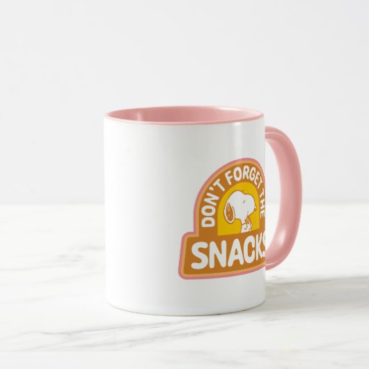 Peanuts | Snoopy Vergeet de Snacks niet Mok (Voorkant rechts)