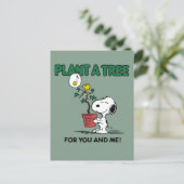 Peanuts | Snoopy & Woodstock Plant A Tree Briefkaart (Staand voorkant)
