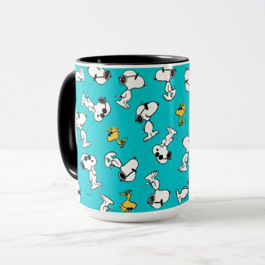 Peanuts | Snoopy & Zonnebrilpatroon Mok (Voorkant links)