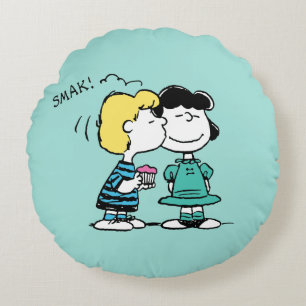 Peanuts   Valentijnsdag   Lucy & Schroeder Kus Rond Kussen