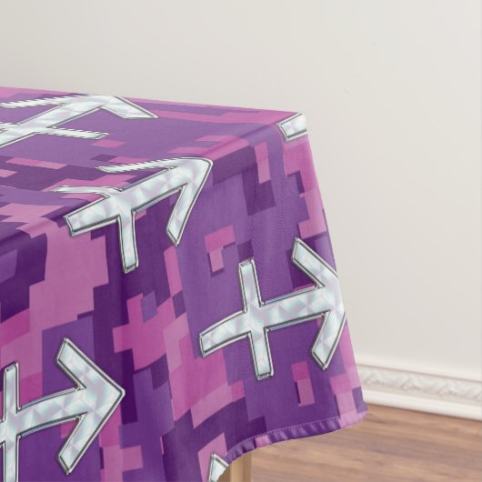 Pearl Sagittarius Zodiac Sign Fuchsia Digital Camo Tafelkleed (Voorbeeld)
