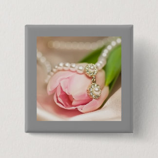 Pearls en Tulip Button