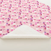 Pearls, Flowers, & Pink Sherpa Deken (3/4)