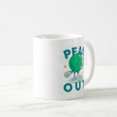 Peas Out Peace Classic Mug (Devant droit)
