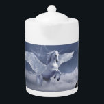 Pégase en vol<br><div class="desc">Pégase en vol contre un ciel nuageux. Personnalisation à 100 %. Cliquez sur le bouton PERSONNALISER pour ajouter, déplacer, supprimer, redimensionner ou modifier les polices ou les graphiques.</div>