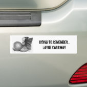 Pegs Down Memorial Bumpersticker (Op auto)