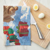 Pekinees Hond Hardlopen In Sneeuw Met Kerst Pet Theedoek (Quarter Fold)