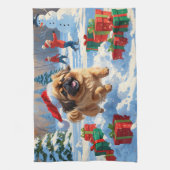 Pekinees Hond Hardlopen In Sneeuw Met Kerst Pet Theedoek (Verticaal)