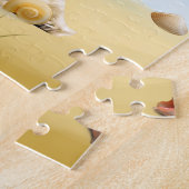 Pekingese Dog op strand Legpuzzel (Zijkant)