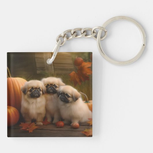 Pekingese Puppy Herfst Verrukking Pompoen Sleutelhanger (Achterkant)