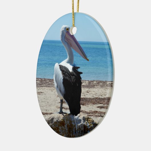 Pelican On Beach Rock, Keramisch Ornament (Links)