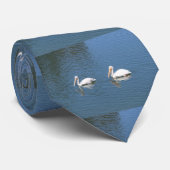 pélicans blancs sur cravate bleue (Roulé)