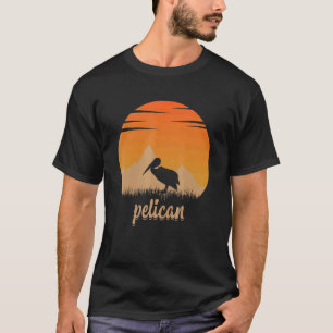 Pelikaan Dier Heet In De Berg In De Natuur T-shirt