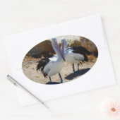 Pelikanen in liefde, ovale sticker (Envelop)