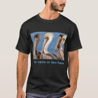 Pelikanen op de T-shirt van het strand