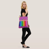 Pencils roze faux glitter tote bag (Op model)