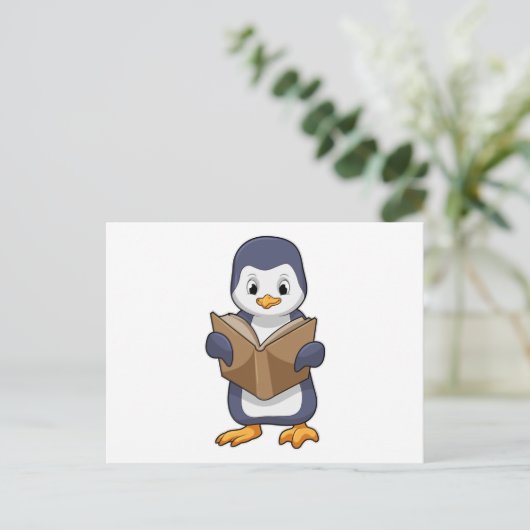 Penguin as Nerd with Book Briefkaart (Staand voorkant)