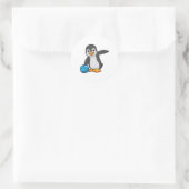 Penguin bij Bowling met Bowling-bal Ronde Sticker (Tas)