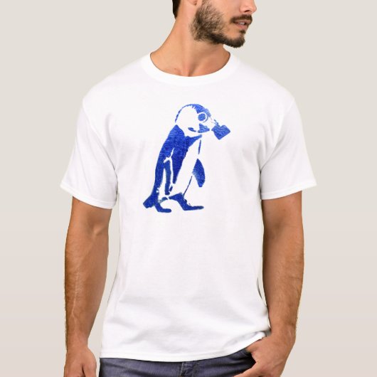 Penguin in Gas Mask T-shirt (Voorkant)