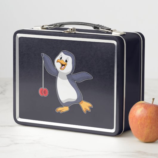 Penguin met Yo-Yo (In situ)