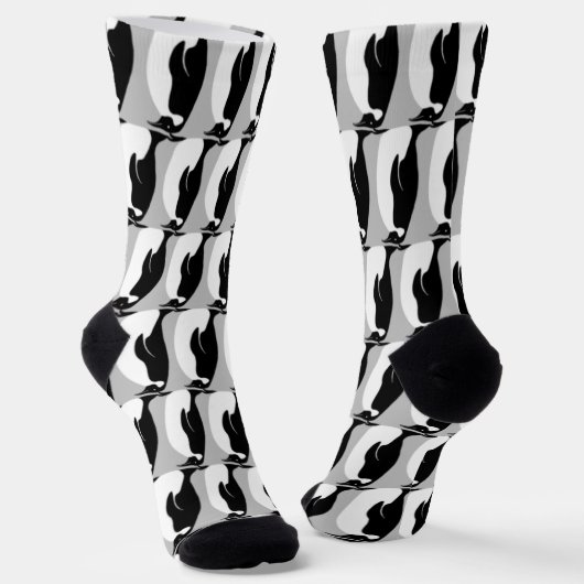 Penguin Pattern Cute Minimalist Grey Black White Sokken (Gebogen)