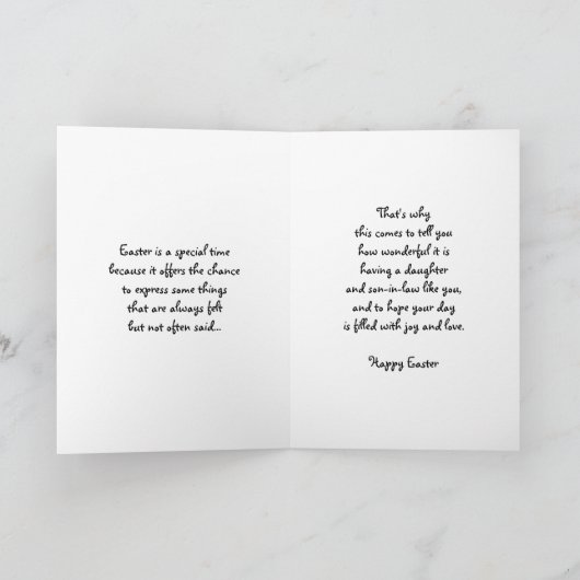 Pensée heureuse de carte de fille et de beau-fils (Intérieur)