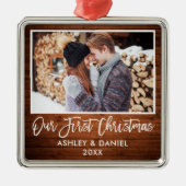 Penseel-scripthout - Onze eerste Kerstmis Metalen Ornament (Voorkant)