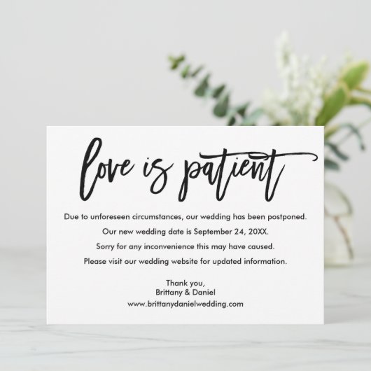 PenseelScript Love is Patiënt New Date Kaart (Staand voorkant)