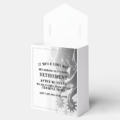 Pensioenaankondiging met oude sporen bedankdoosjes (Geopend)