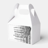 Pensioenaankondiging met oude sporen bedankdoosjes (Achterkant)