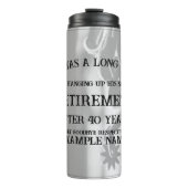 Pensioenaankondiging met oude sporen thermosbeker (Voorkant)